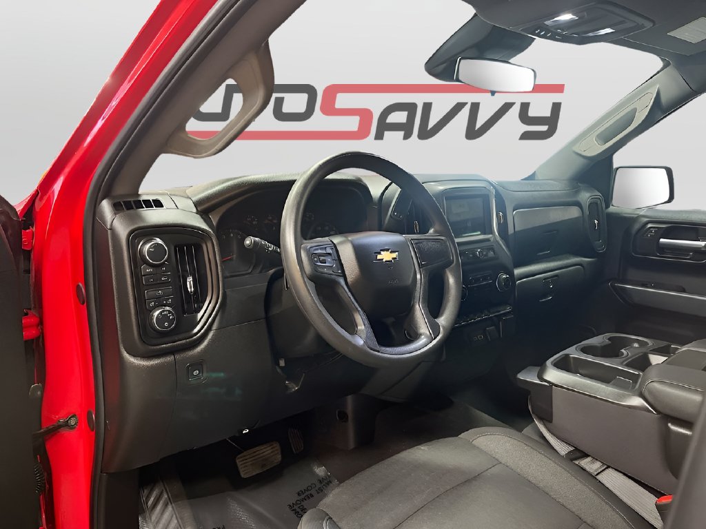 Used 2025 Red Hot Chevrolet Custom image 9