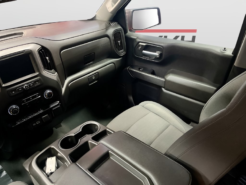Used 2025 Red Hot Chevrolet Custom image 21