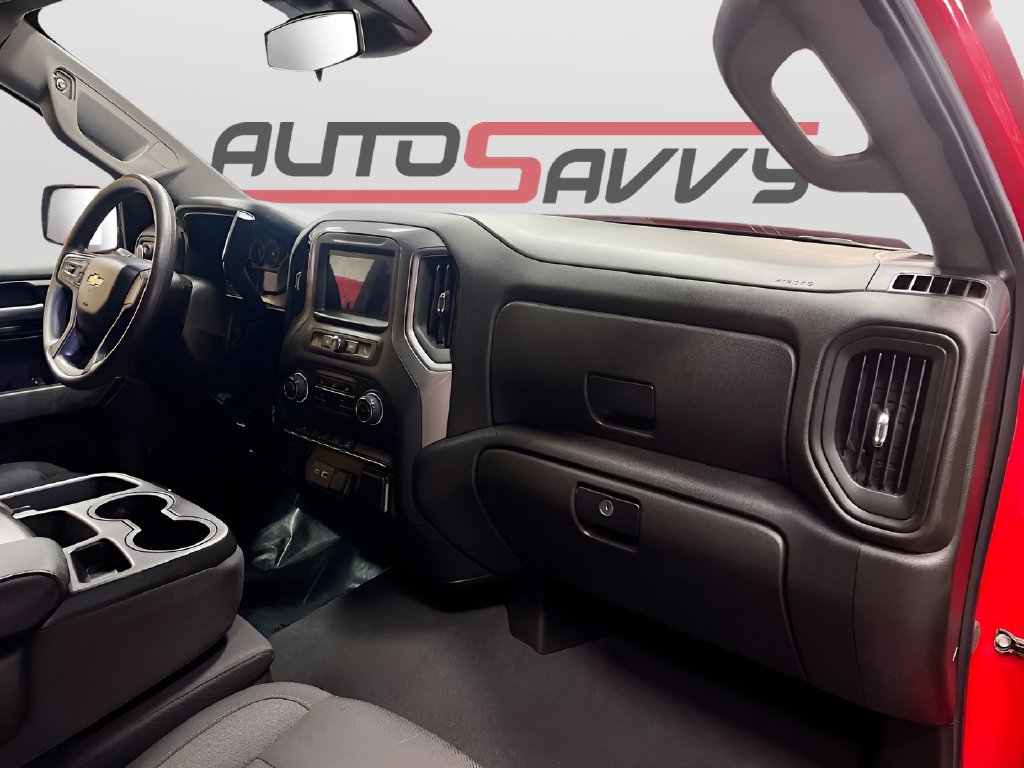 Used 2025 Red Hot Chevrolet Custom image 27