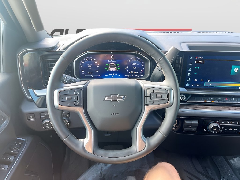 2026 Chevrolet Silverado 1500 photo 11 of 32
