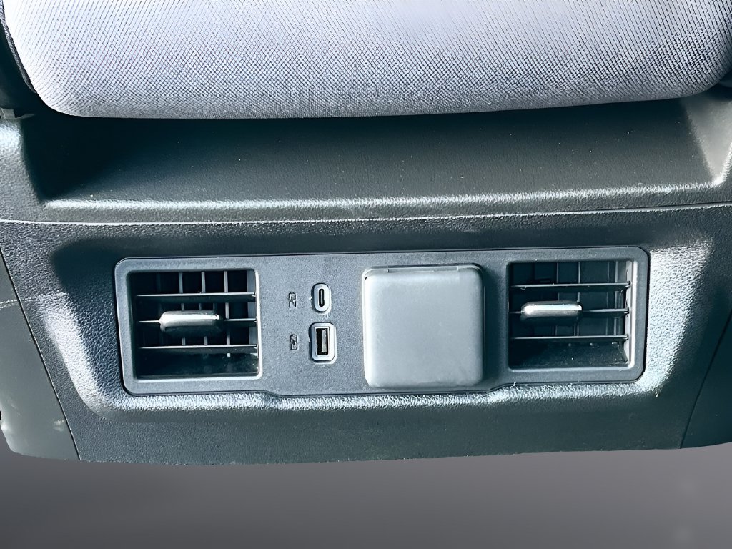 2026 Chevrolet Silverado 1500 photo 25 of 32