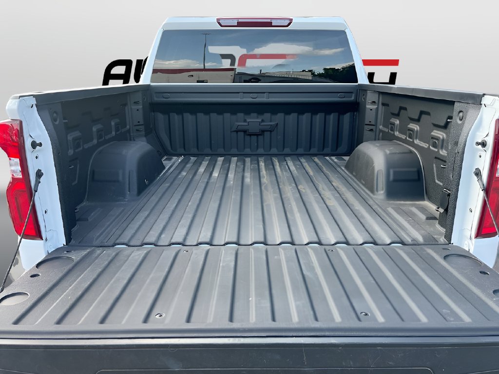 2026 Chevrolet Silverado 1500 photo 26 of 32