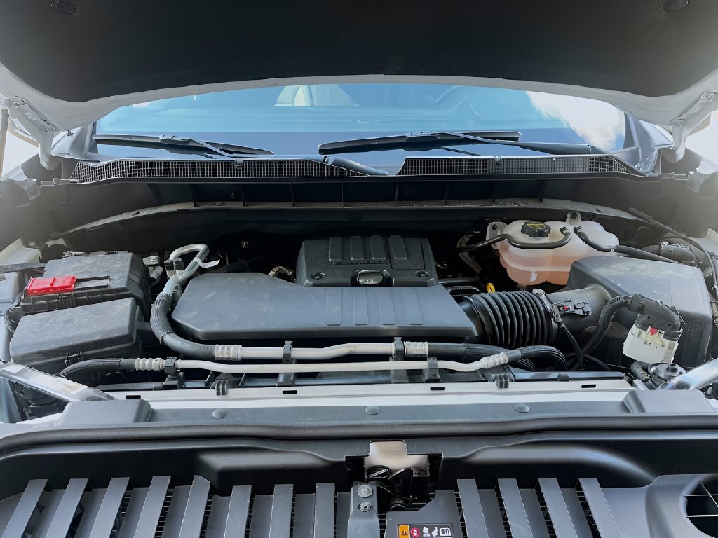 2026 Chevrolet Silverado 1500 photo 30 of 32