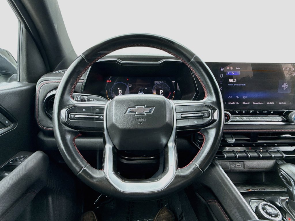 2024 Chevrolet Colorado photo 11 of 33