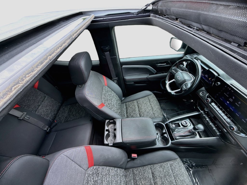 2024 Chevrolet Colorado photo 22 of 33