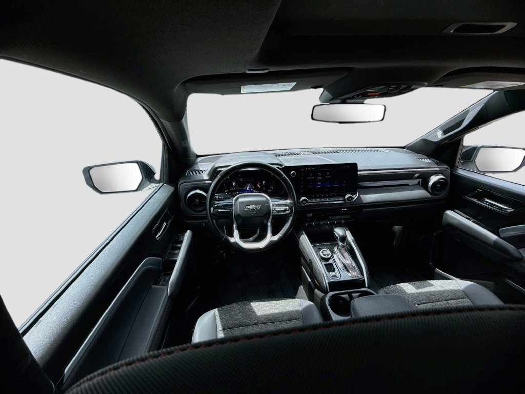 2024 Chevrolet Colorado photo 23 of 33