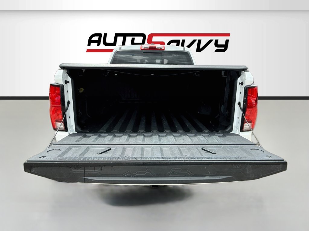 2024 Chevrolet Colorado photo 27 of 33