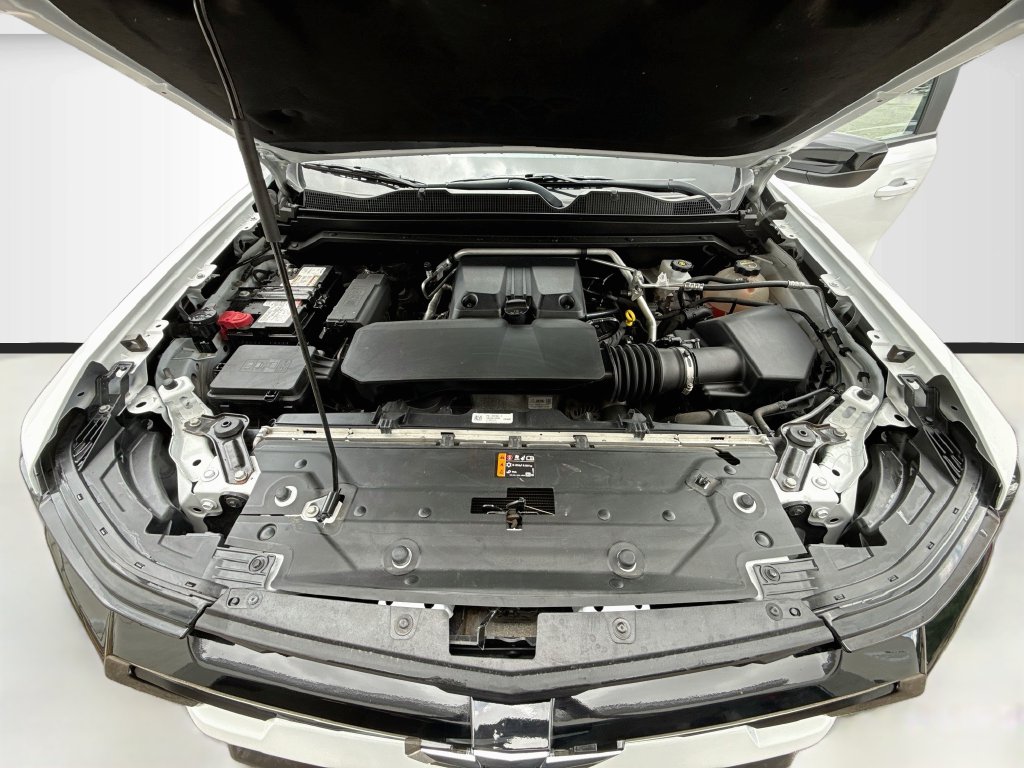 2024 Chevrolet Colorado photo 31 of 33