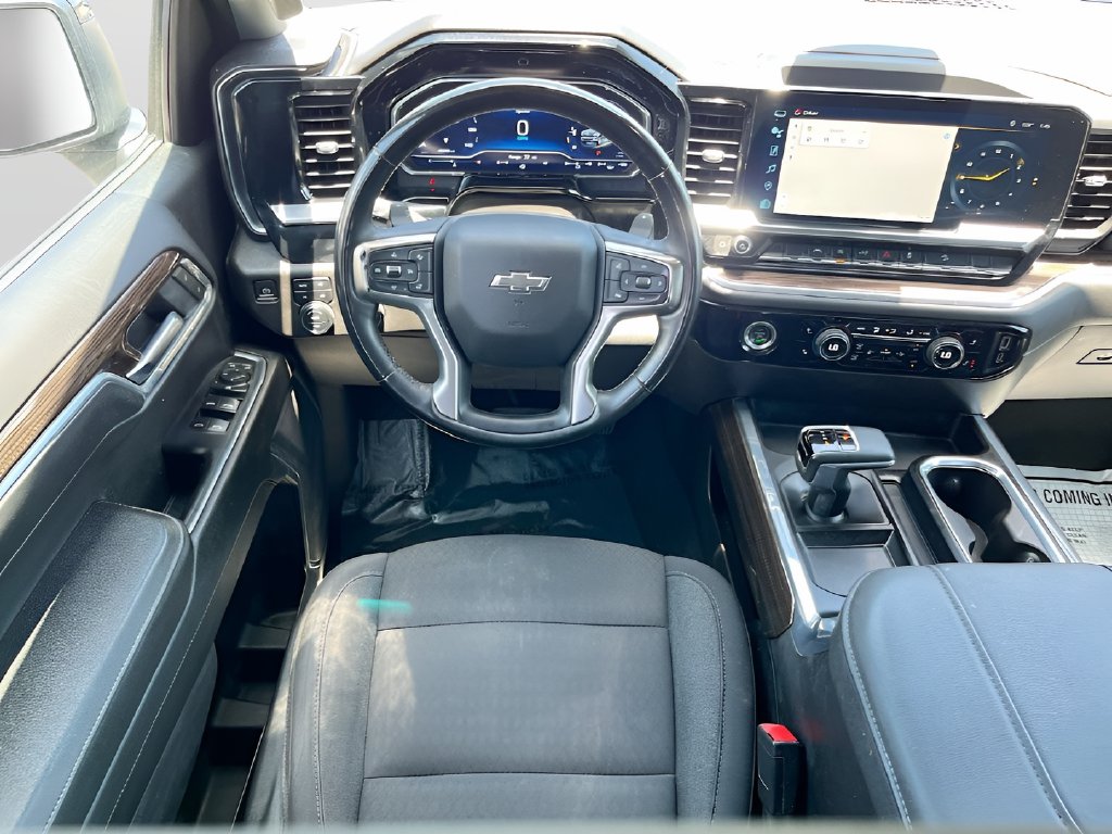 2023 Chevrolet Silverado 1500 photo 21 of 31