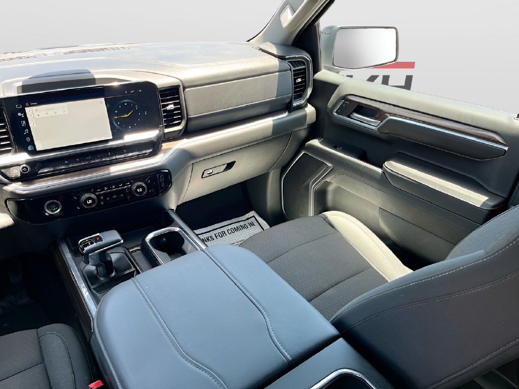 2023 Chevrolet Silverado 1500 photo 22 of 31