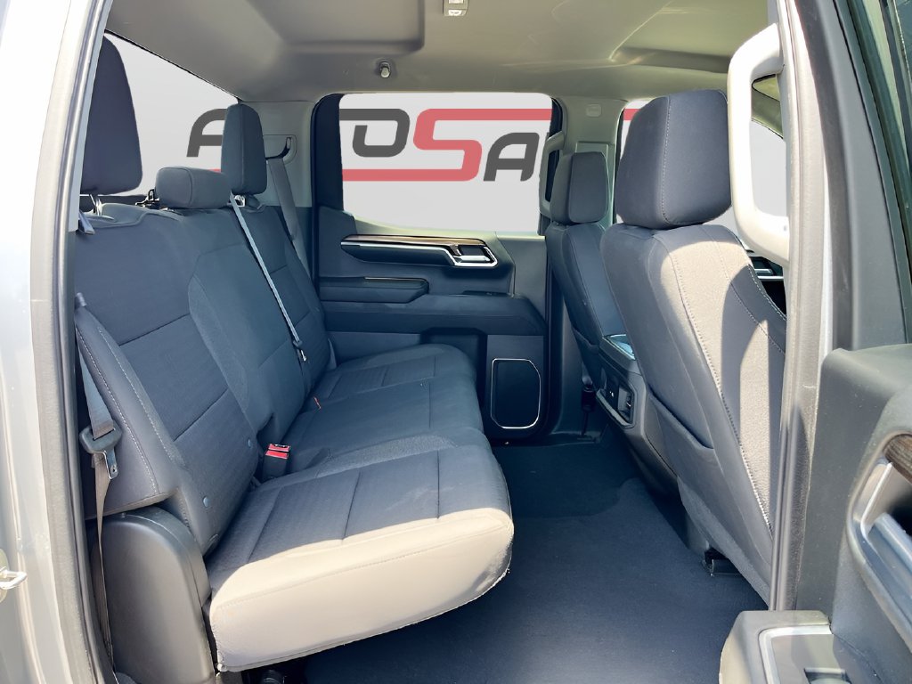 2023 Chevrolet Silverado 1500 photo 26 of 31
