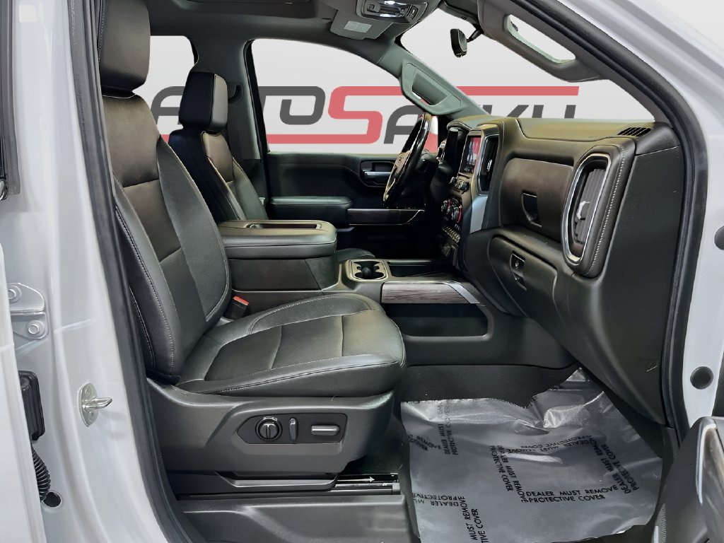 Used 2022 Summit White Chevrolet LTZ image 30