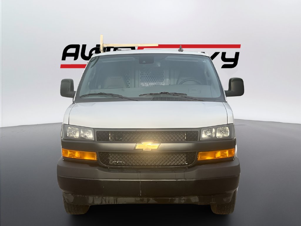 2024 Chevrolet Express 2500 photo 2 of 28