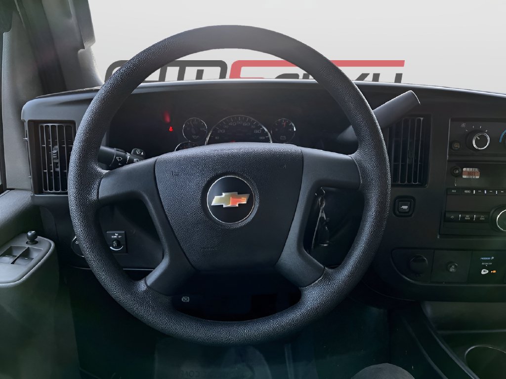 2024 Chevrolet Express 2500 photo 11 of 28