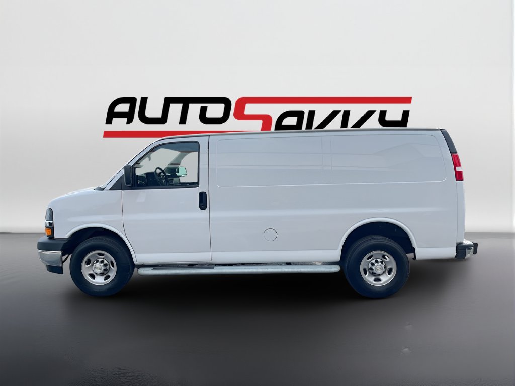 2023 Chevrolet Express 2500 photo 4 of 27