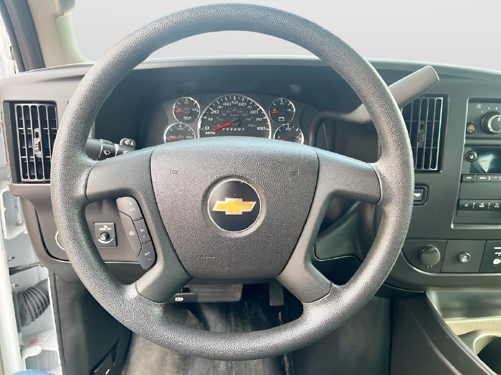 2023 Chevrolet Express 2500 photo 11 of 27