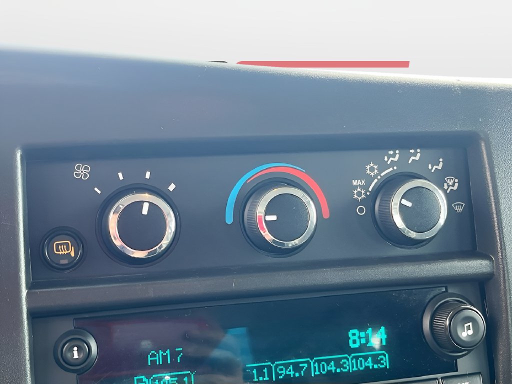 2023 Chevrolet Express 2500 photo 15 of 27