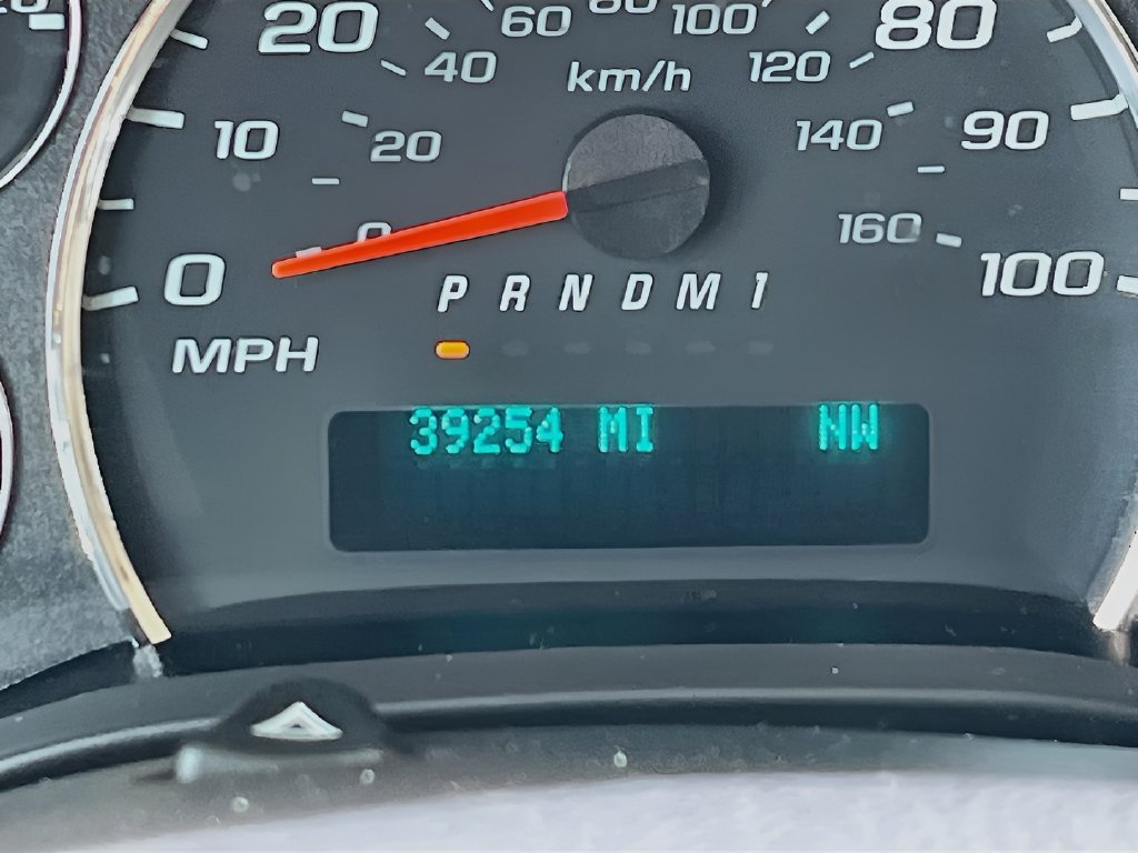 2024 Chevrolet Express 2500 photo 12 of 26