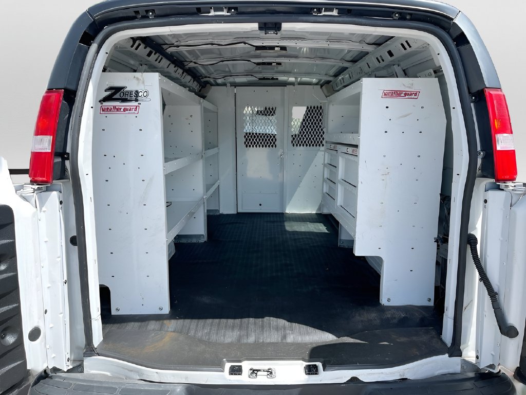 2024 Chevrolet Express 2500 photo 21 of 26