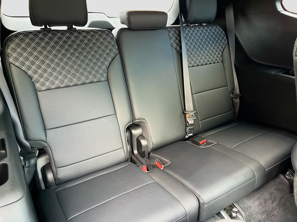 Used 2026 Sterling Metallic GMC Denali image 29