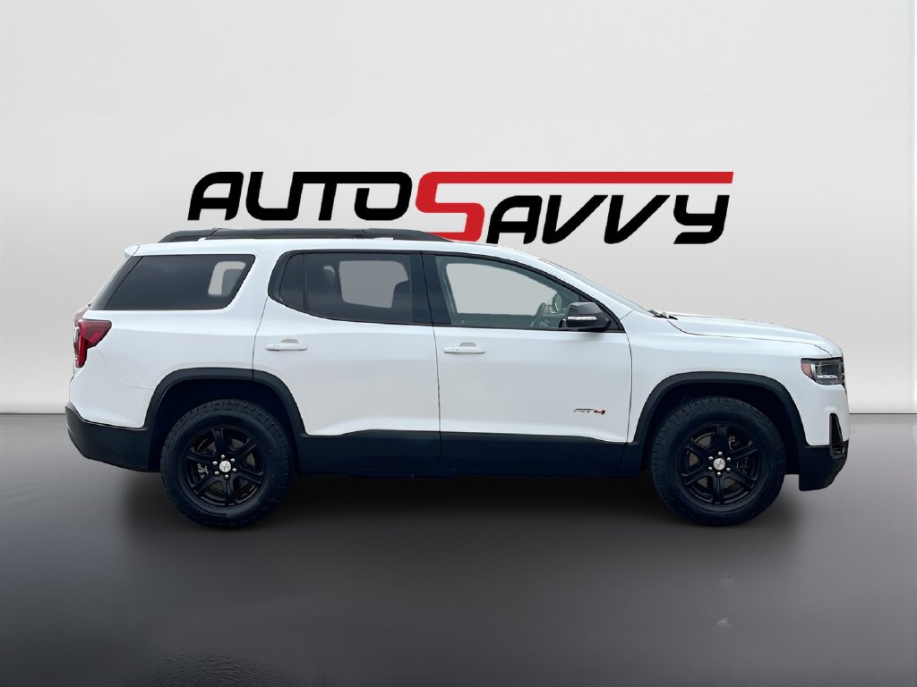 2023 GMC Acadia photo 8 of 36