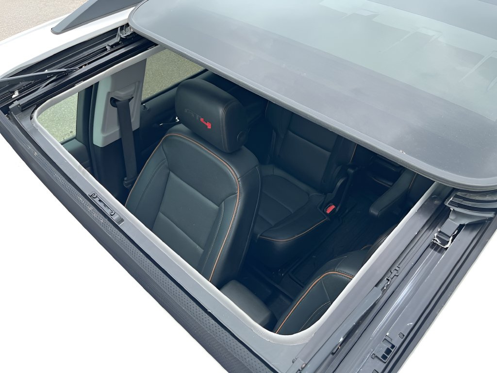 2023 GMC Acadia photo 23 of 36