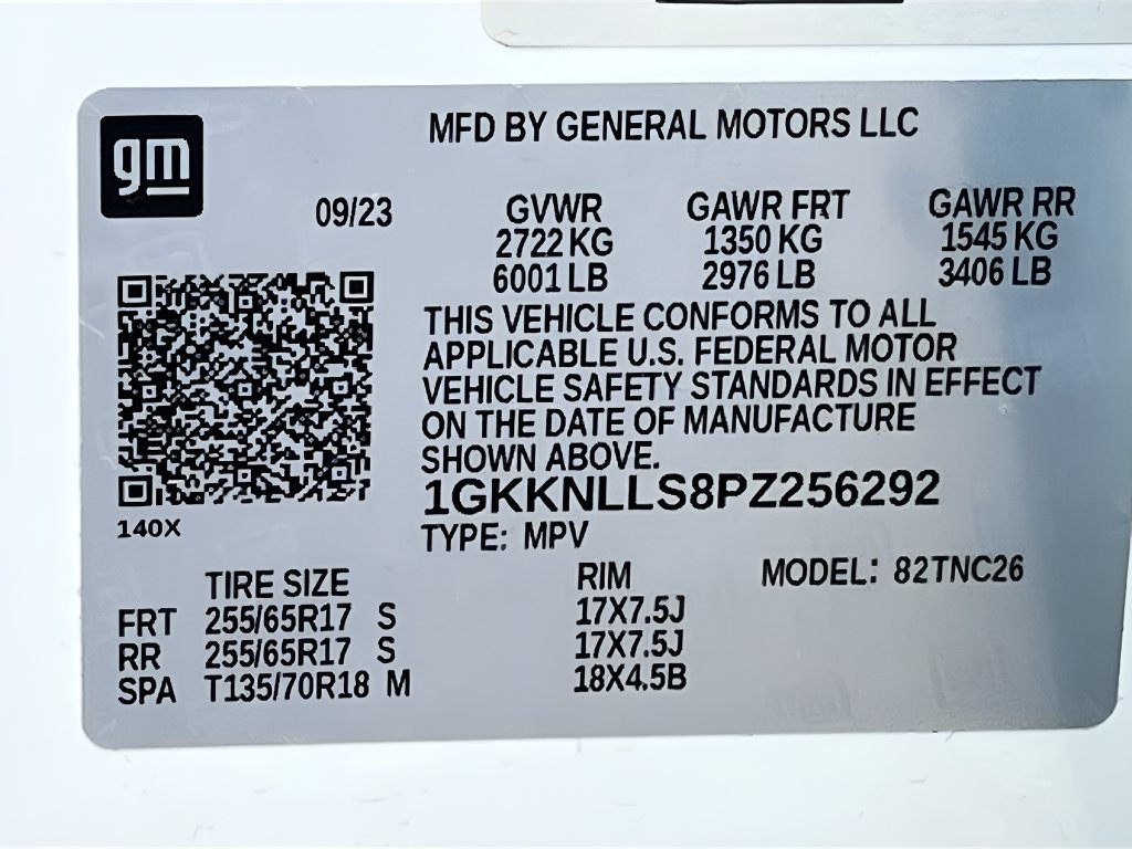 2023 GMC Acadia photo 35 of 36