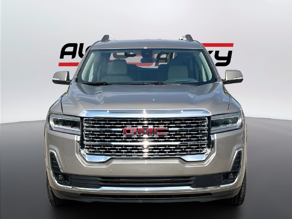 2023 GMC Acadia photo 2 of 34