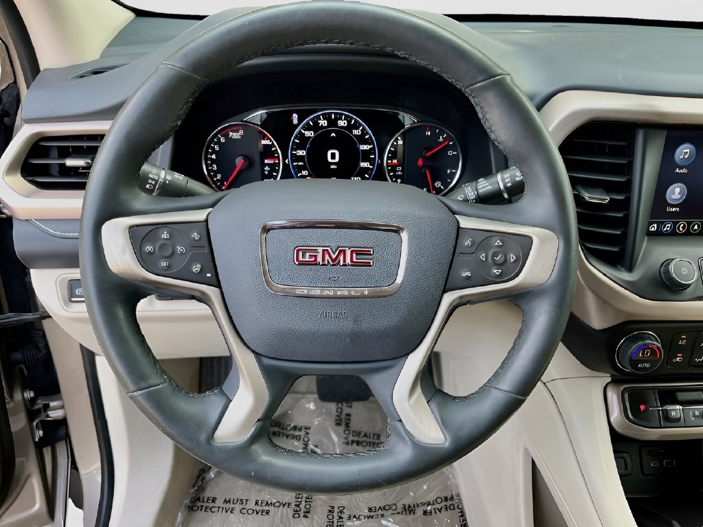 2023 GMC Acadia photo 11 of 34