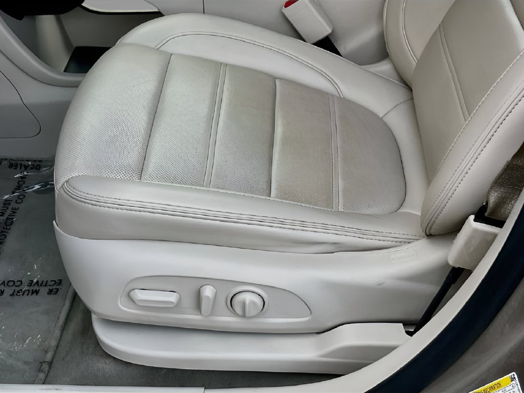 2023 GMC Acadia photo 20 of 34
