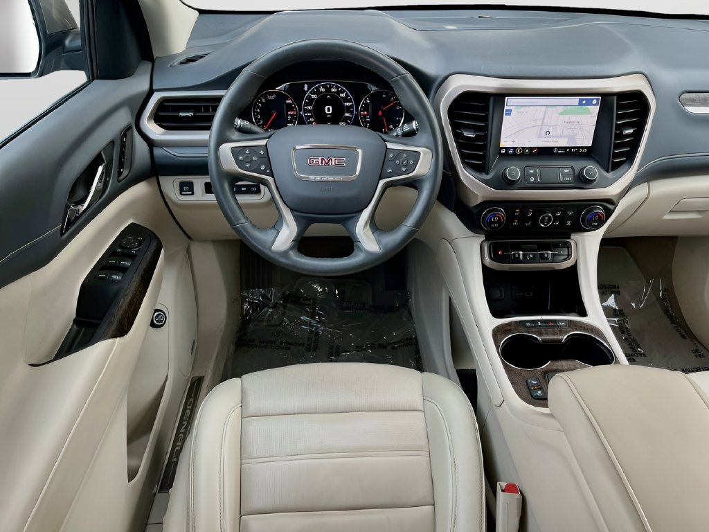 2023 GMC Acadia photo 23 of 34