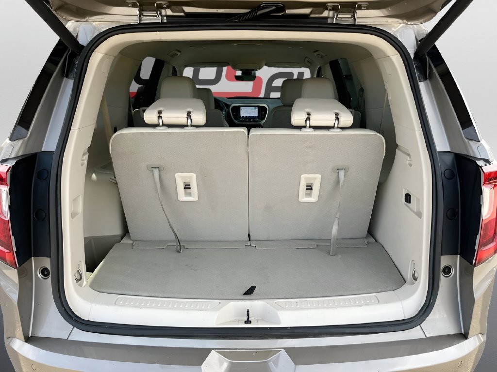 2023 GMC Acadia photo 27 of 34