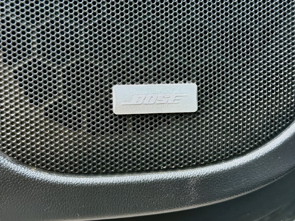 2023 GMC Acadia photo 19 of 35