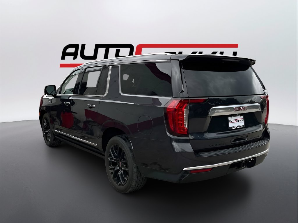 2023 GMC Yukon XL photo 5 of 32