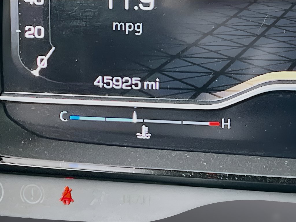 2023 GMC Yukon XL photo 12 of 32