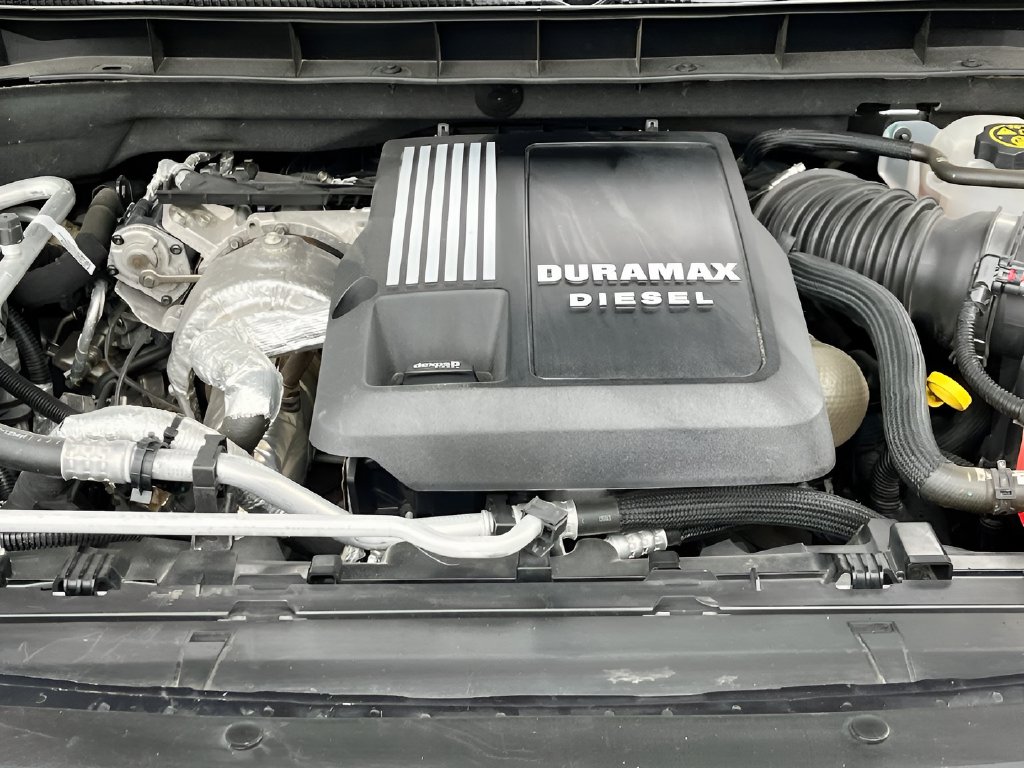 2023 GMC Yukon XL photo 30 of 32