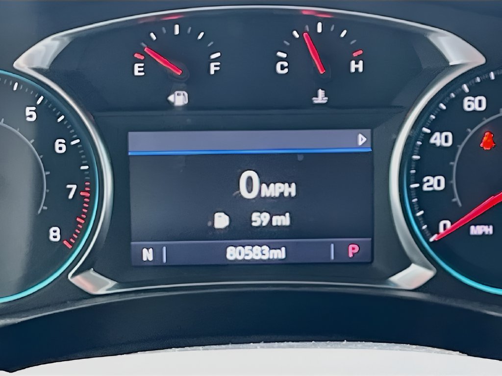 2021 Chevrolet Traverse photo 12 of 32