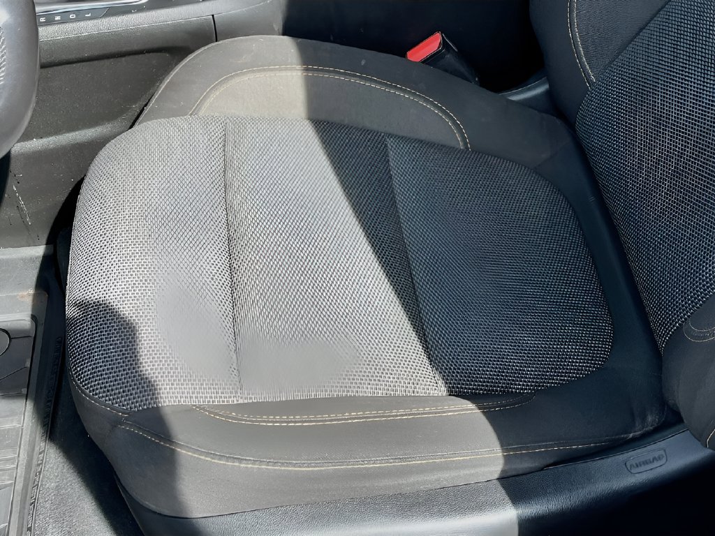 2021 Chevrolet Traverse photo 19 of 32
