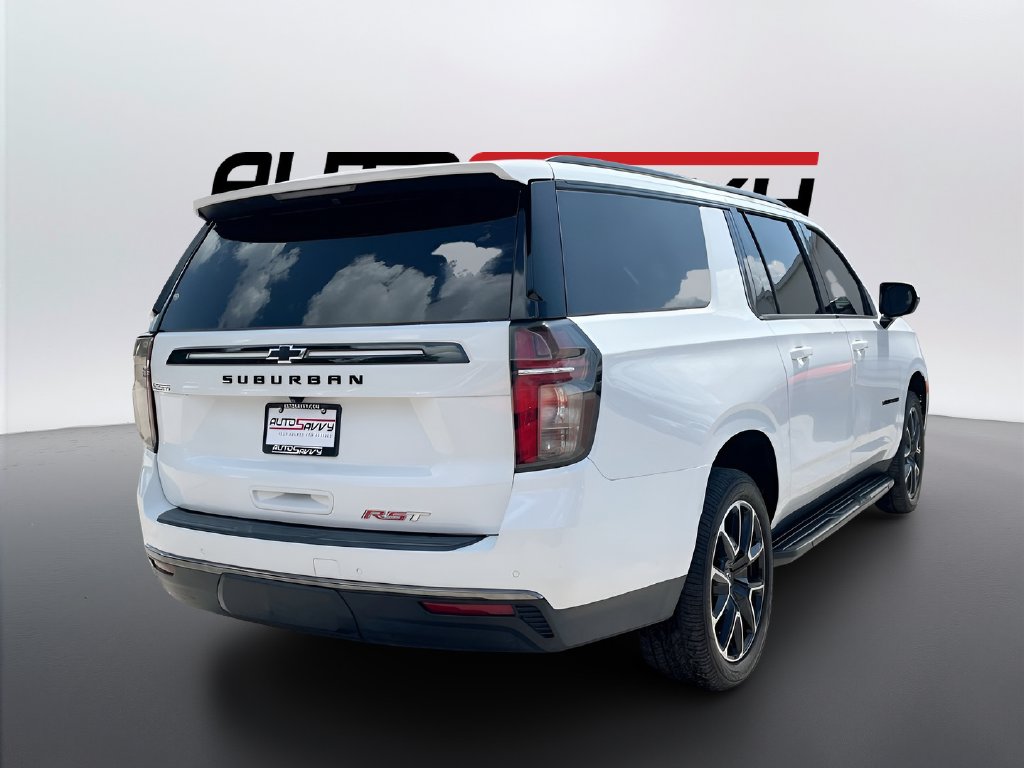 2021 Chevrolet Suburban photo 7 of 36