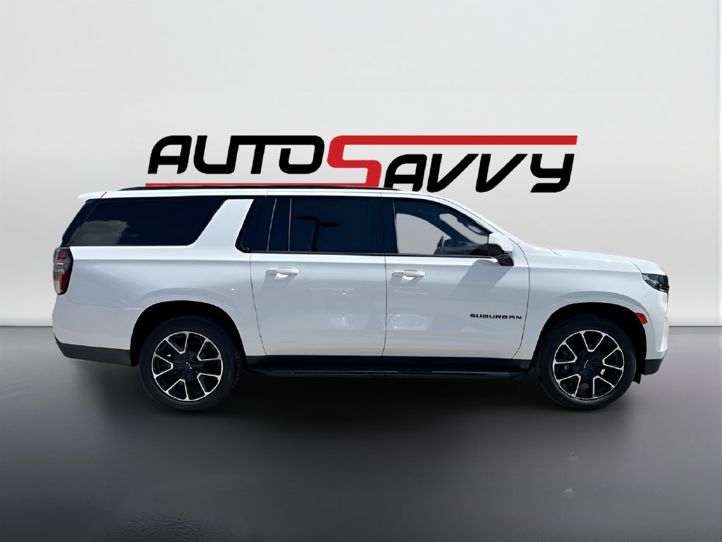 2021 Chevrolet Suburban photo 8 of 36