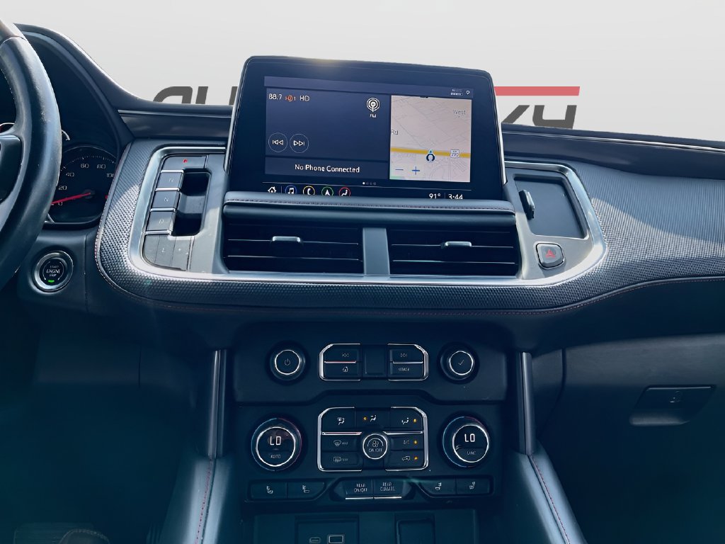 2021 Chevrolet Suburban photo 16 of 36