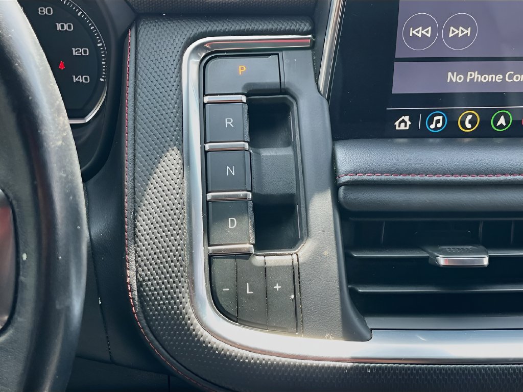 2021 Chevrolet Suburban photo 17 of 36