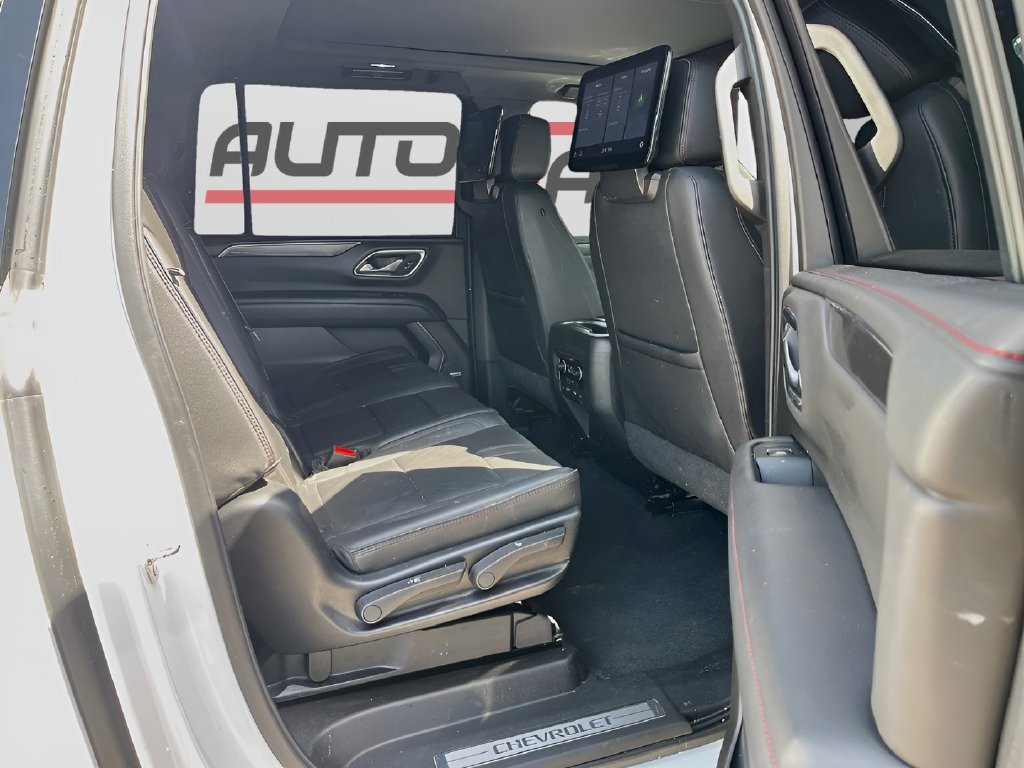 2021 Chevrolet Suburban photo 31 of 36