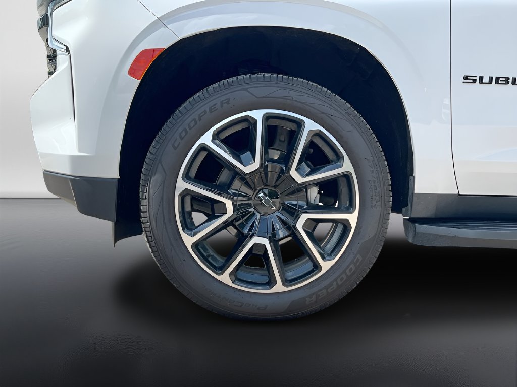 2021 Chevrolet Suburban photo 35 of 36
