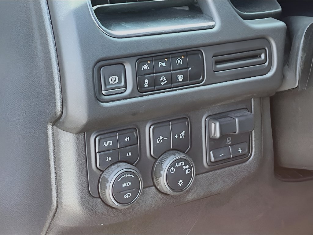 2024 Chevrolet Tahoe photo 10 of 35