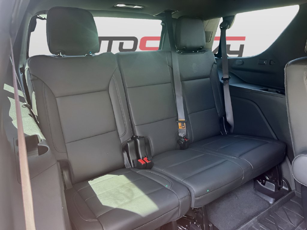 2024 Chevrolet Tahoe photo 29 of 35