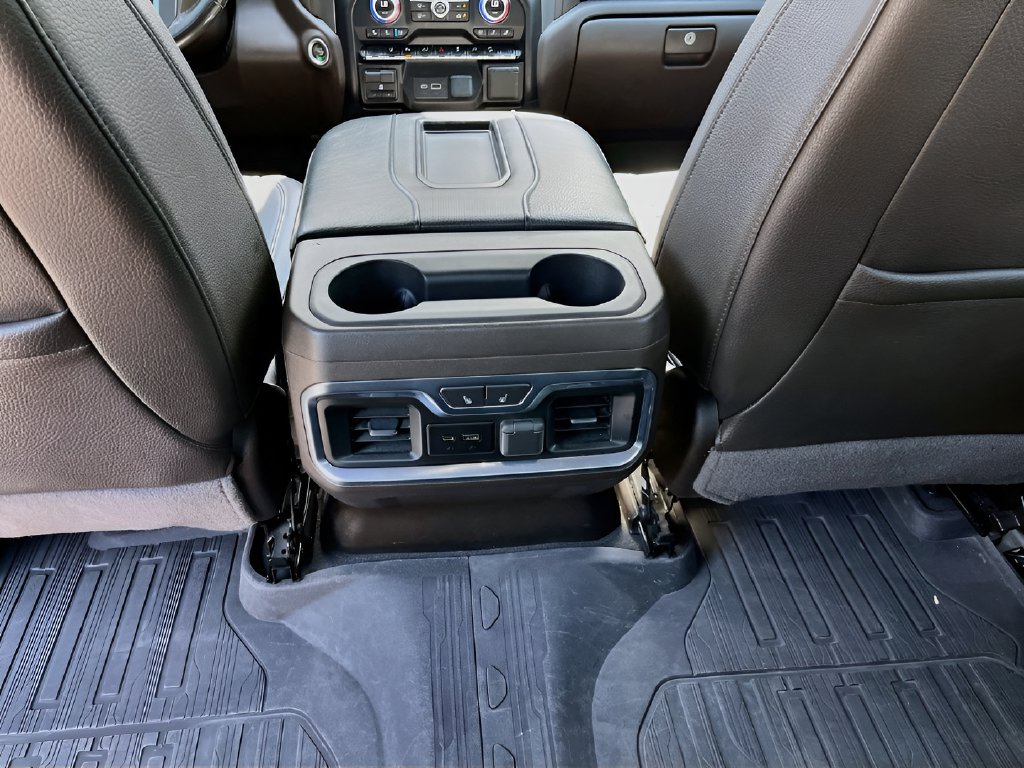 2022 GMC Sierra 2500HD photo 27 of 34