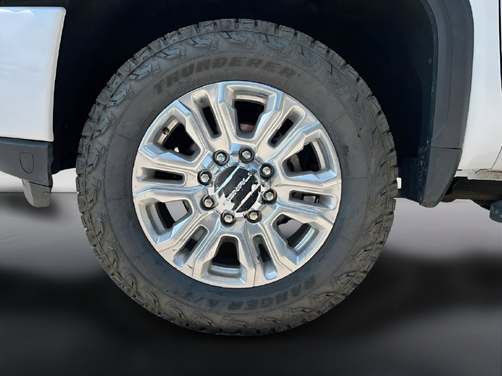 2022 GMC Sierra 2500HD photo 33 of 34
