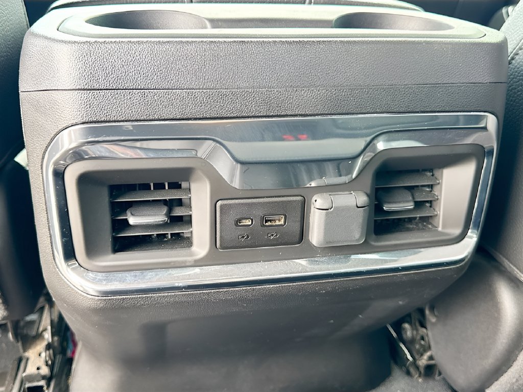 2022 GMC Sierra 2500HD photo 27 of 34