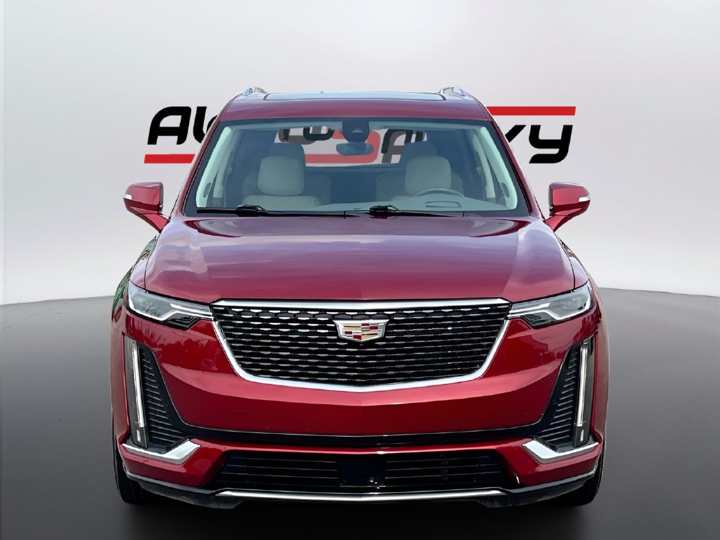 2023 Cadillac XT6 photo 2 of 37